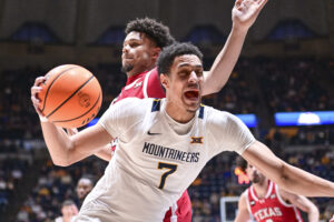 WVU travels to Cincinnati to close out the regular season